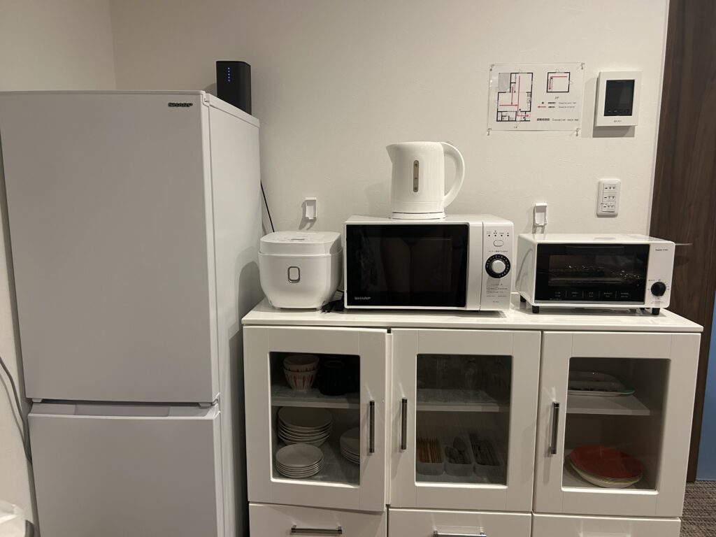 Retreat Furanoの充実したキッチン家電と食器